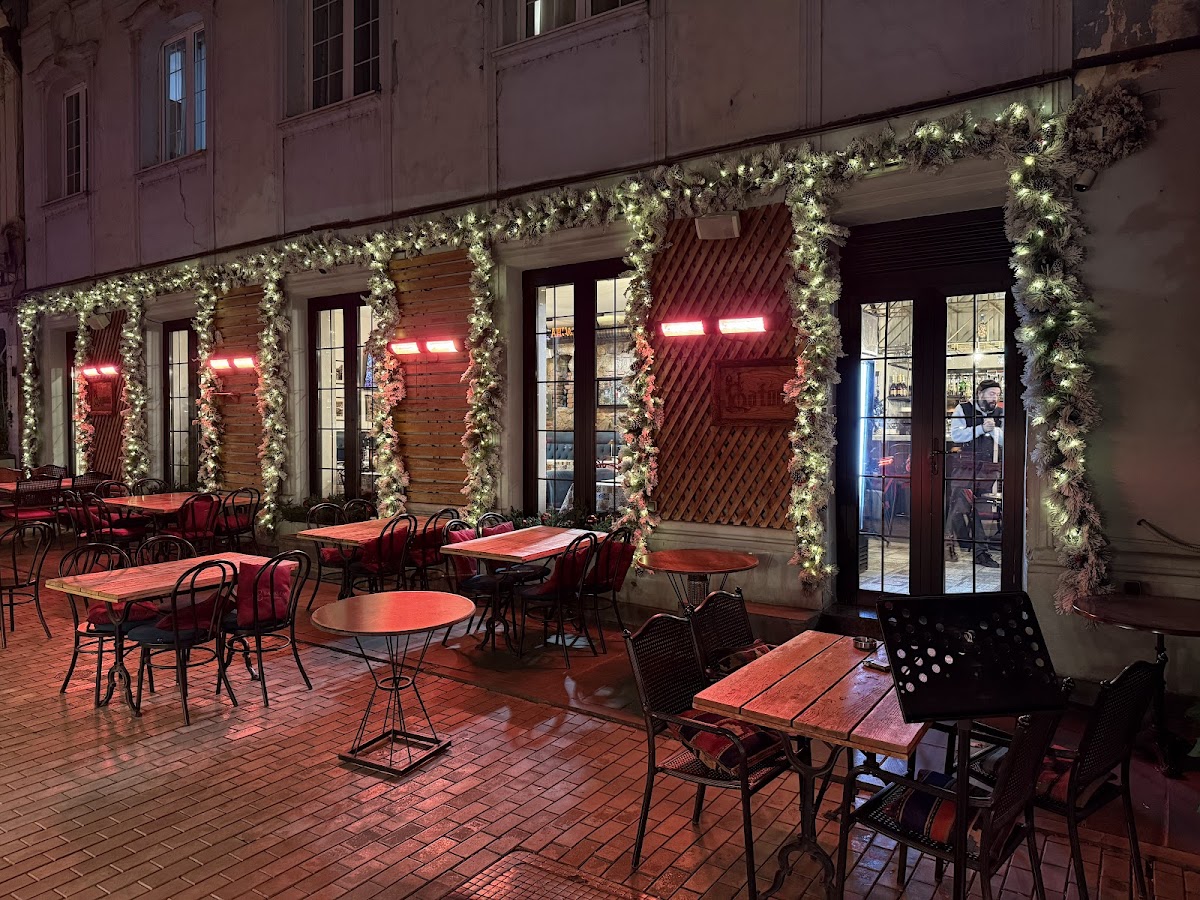 Batoni • ბატონი